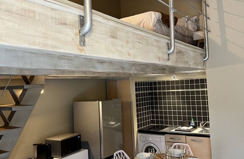 Corte Apartamento | Apartamento-Estándar-Baño con ducha-Balcón