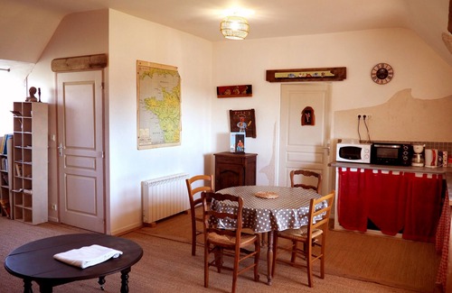Camlez Apartamento | Apartamento-Estándar-Habitación con desagüe-Vista al Parque-201 Sous les Toits