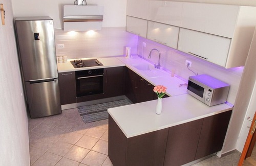 Moca Apartamento | Apartamento Stanko *** Apartamento en Makarska, piscina privada