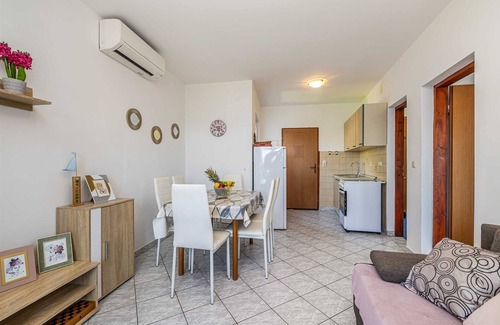Stara Baska Apartamento | Apartamento en Stara Baška, Island Krk, Croacia para 6 personas