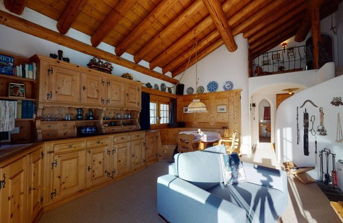 Madulain Apartamento | Apartment Starana 4 - Cozy 5-Room Maisonette