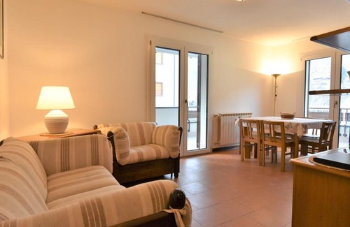 Aprica Apartamento | Apartment Stefania by Interhome