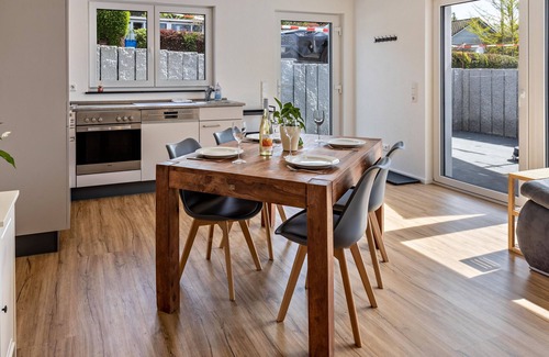Gaienhofen Apartamento | Apartamento 'Stegmann Horn' con terraza privada y Wi-Fi