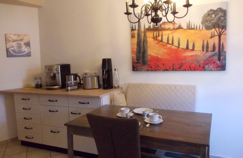 Ofterdingen Apartamento | Apartment "Steinlachtal" district Tübingen fiber optic connection W-lan free of charge.