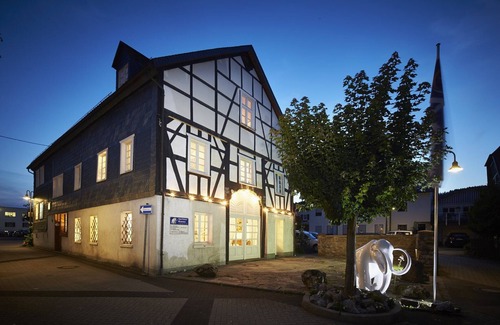 Balve Apartamento | Apartment Steppenwolf, 85qm, 3 Schlafzimmer, max. 5 Personen