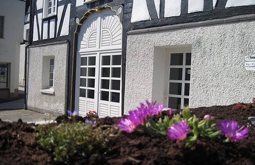 Balve Apartamento | Apartment Steppenwolf, 85qm, 3 Schlafzimmer, max. 5 Personen