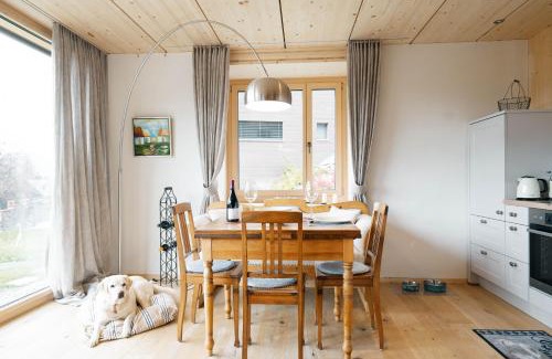 Mitloedi Apartamento | Apartment Strohballenhaus