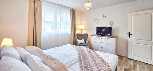 Griessen Apartamento | Apartment Südwind - Beautiful premium apartment with 2 bedrooms near Rhine Falls & Zurich Airport in Klettgau