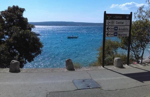 Selce Apartamento | Apartment Sunce