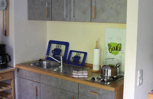 Bad Bergzabern Apartamento | Apartment Sutter - Kurpark-Residenz - 2-room-apartment with bath/WC, sep.2 WC