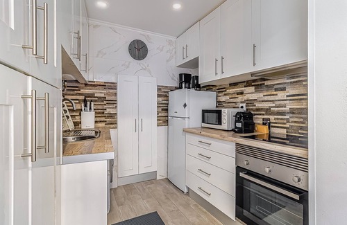 Setubal Apartamento | Apartamento 'Sweet, Quiet In A Corner' con Wi-Fi