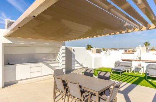 Santiago de la Ribera Apartamento | Apartment Tropical Beach Penthouse by Interhome
