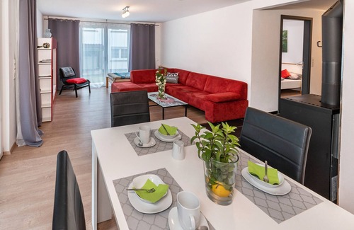 Loffenau Apartamento | Apartamento 'Talblick' con vistas a la montaña, terraza privada y Wi-Fi