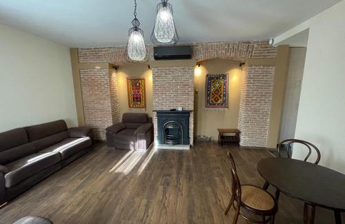 Avlabari Apartamento | Apartment Tamarioni