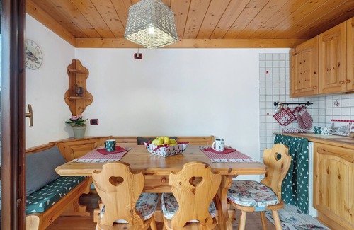 Folgaria Apartamento | Apartamento 'Tana Dello Gnomo' con vistas a la montaña, balcón y Wi-Fi