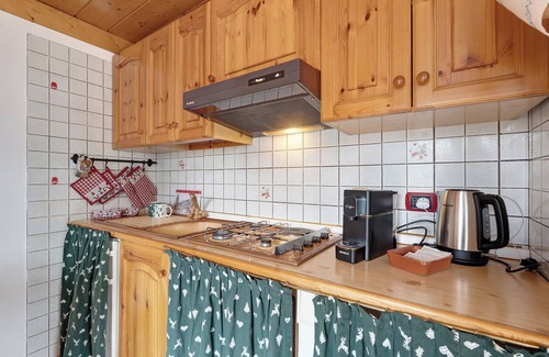 Folgaria Apartamento | Apartamento 'Tana Dello Gnomo' con vistas a la montaña, balcón y Wi-Fi