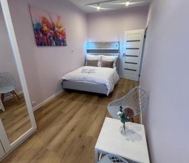 Srodmiescie Apartamento | Apartment Targowa L11