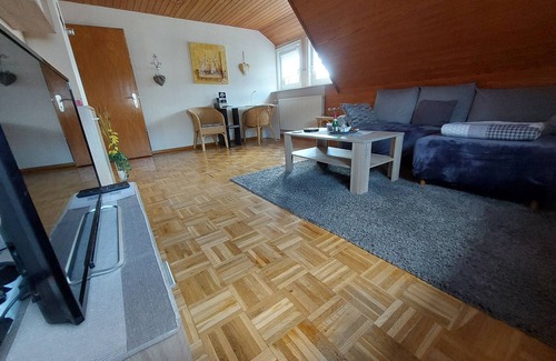 Hilchenbach Apartamento | Apartamento 'Tati's Ferienwohnung' con terraza compartida, jardín compartido y Wi-Fi