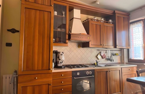 Montesilvano Apartamento | Apartment 'Teresa Al Mare' with Balcony, Wi-Fi and Air Conditioning