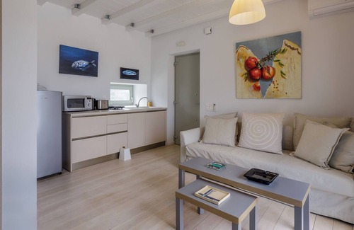 Antiparos Apartamento | Apartment 'The Gallery Home - Family' with Sea View, Wi-Fi and Air Conditioning