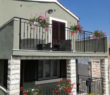 Topid Apartamento | Apartment Tireli