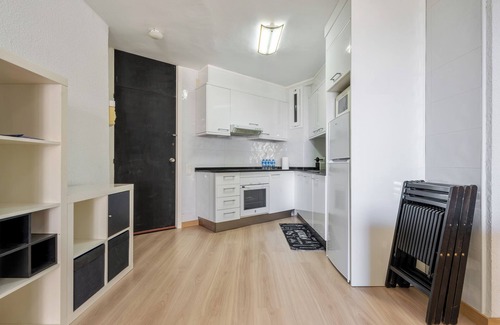 La Pineda Apartamento | Apartamento 'Tirreno 304' con vistas al mar, terraza privada y Wi-Fi