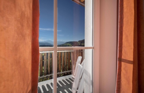 Terento Apartamento | Apartamento "Treyer 5 Typ A" con vistas a la montaña, Wi-Fi, balcón y jardín