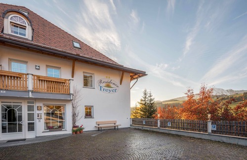 Terento Apartamento | Apartamento "Treyer 5 Typ A" con vistas a la montaña, Wi-Fi, balcón y jardín