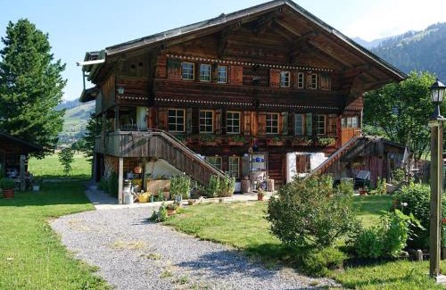 Lenk Apartamento | Apartment Trachsel-Huus by Interhome