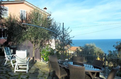 Poggi Apartamento | Apartment Ulivi sul Mare by Interhome