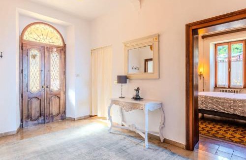 Calozzo Apartamento | Apartment Umberta by Interhome
