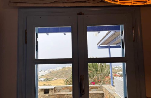 Agios Ioannis Apartamento | Apartment 'Unit 1' with Sea View, Wi-Fi and Air Conditioning