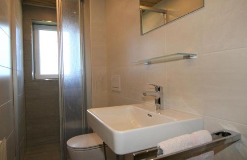 Holdernach Apartamento | Apartment Unterflöber-3 by Interhome