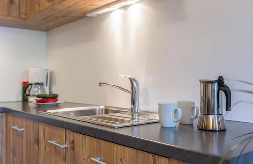 Laion Apartamento | Apartamento "Unterspisserhof App Sonnenblume" con vistas a la montaña, jardín y Wi-Fi