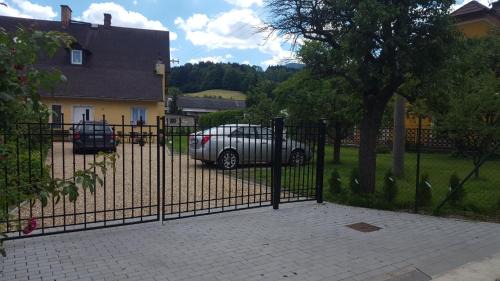 Lipova-Lazne Apartamento | Apartment Věra