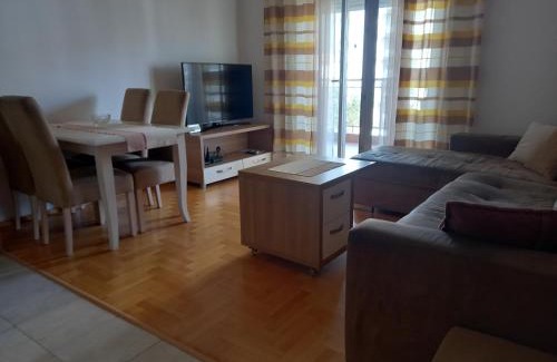 Rozino Apartamento | Apartment VAKI