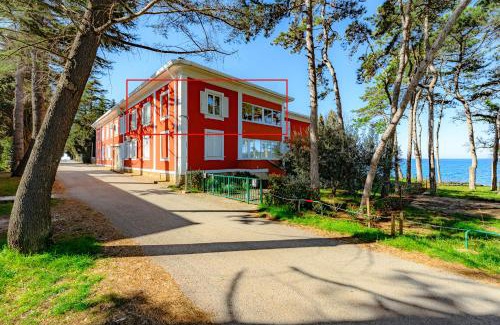 Basanija Casa | Apartment VALDEPIAN 3BR with Balcony with Sea View