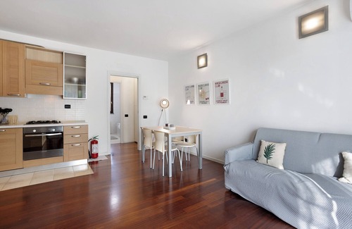 Costa Masnaga Apartamento | Apartamento 'Vb Home Brianza' con jardín privado, Wi-Fi y aire acondicionado