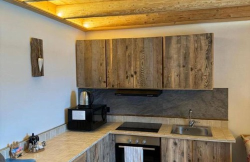 Auronzo di Cadore Apartamento | Apartamento 'Veleza' con vistas a la montaña y jardín compartido