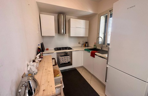 Marina di Ragusa Apartamento | Apartamento 'Venere In Villa' con piscina compartida, Wi-Fi y aire acondicionado