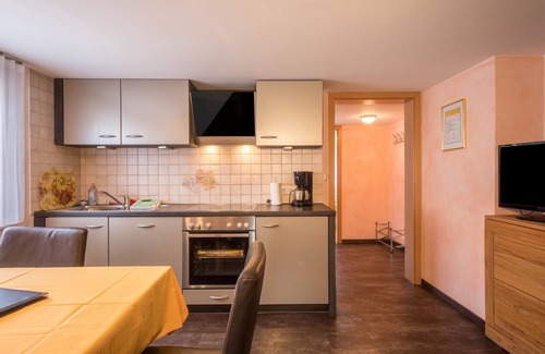Tettnang Apartamento | Apartamento "Vergißmeinnicht" en Granja cerca del Lago de Constanza con Terraza y Piscina