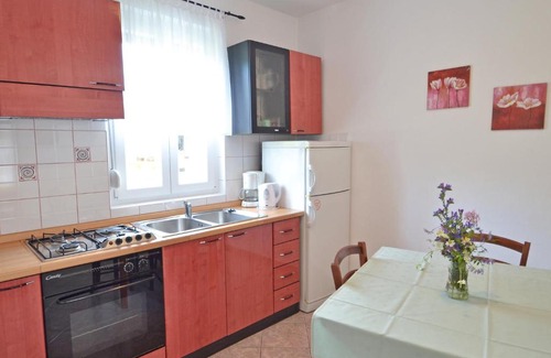 Vir Apartamento | Apartment Vesela-3 by Interhome