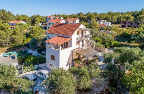 Cove Makarac (Milna) Apartamento | Apartment Vesna