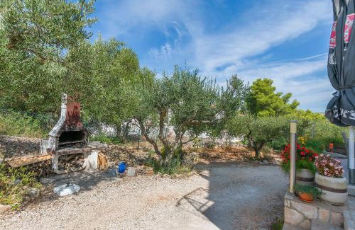 Cove Makarac (Milna) Apartamento | Apartment Vesna