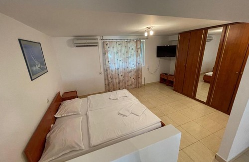 Stara Baska Apartamento | Apartment Victoria