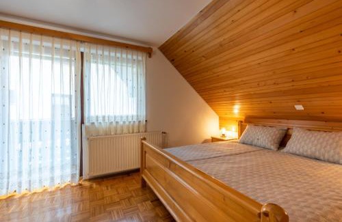 Srednja Vas v Bohinju Apartamento | Apartment Vidmar