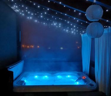 Kraljevec Sesvetski Apartamento | Apartment Viksa with Jacuzzi