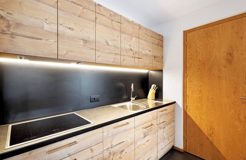 Valdaora di Mezzo Apartamento | Apartamento 'Villa Kriendl Nr 4 Dreifinger' con vistas a la montaña, jardín compartido y Wi-Fi