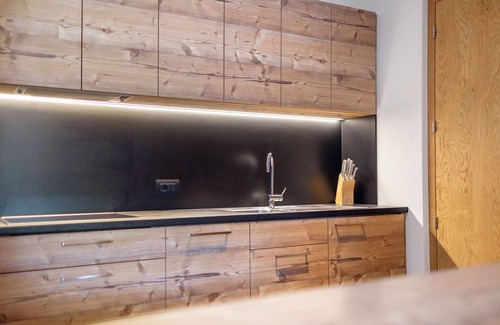 Valdaora di Mezzo Apartamento | Apartamento 'Villa Kriendl Nr 2 Hochalm ' con vistas a la montaña, jardín compartido y Wi-Fi