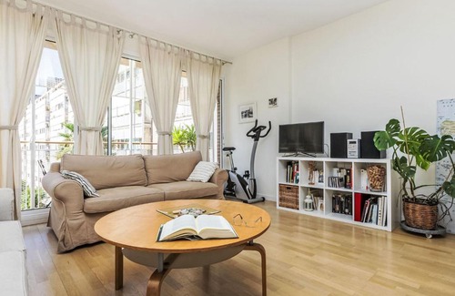 Poblenou Apartamento | Apartment Vila Olimpica Sant Marti by Interhome